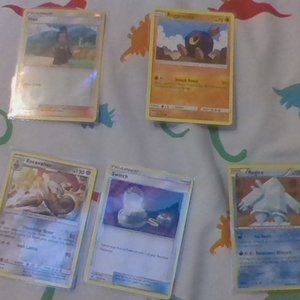 Pokemon cards 5 lot